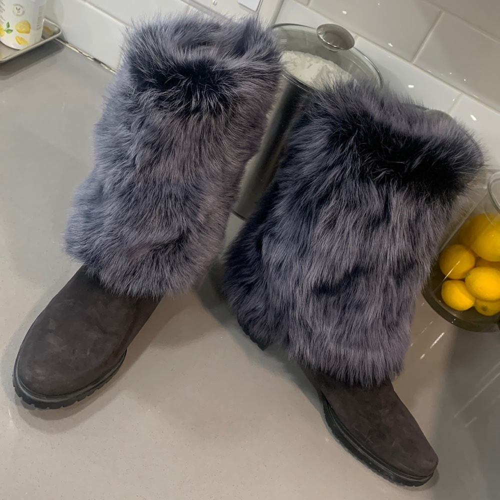 STUART WEITZMAN BLIZZARD BOOTS GRALON GRAY MINK FUR SUEDE